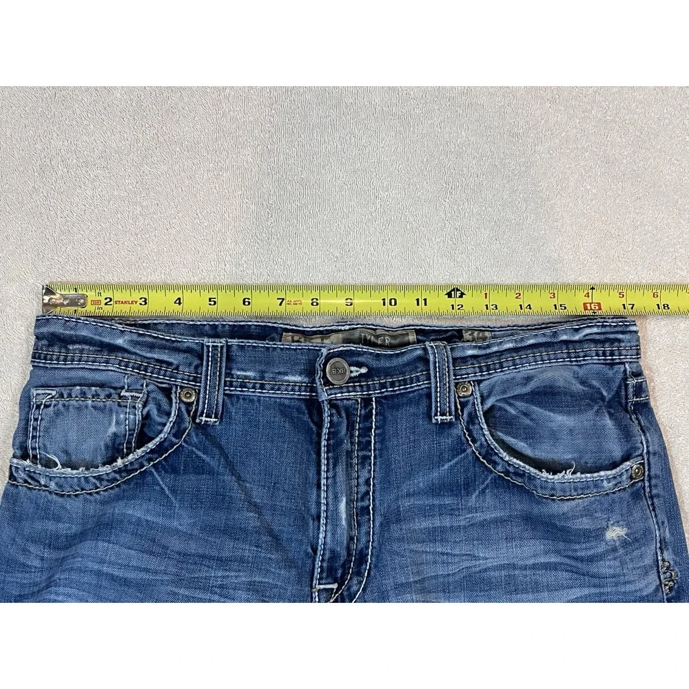 BKE Buckle Tyler Jeans Men's 34x33 Blue Denim Pants Distressed Whiskers